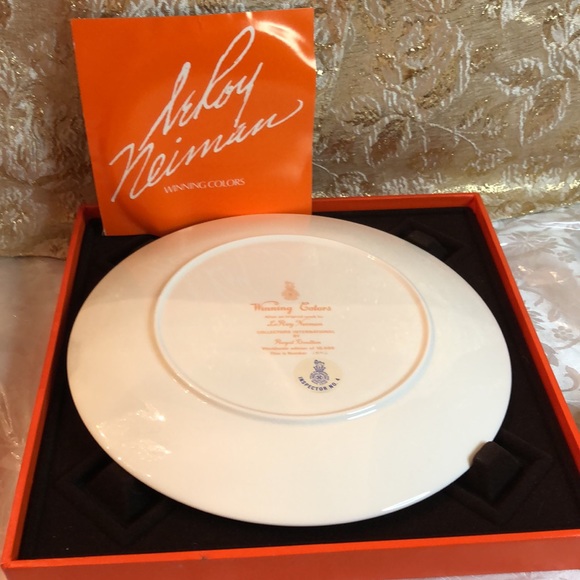 Royal Doulton “Winning Colours” Artist LeRoy Neiman - Picture 4 of 7